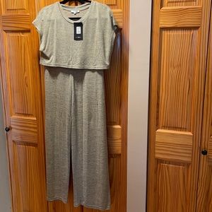 Top (Crop) and Bottom Lounge Set